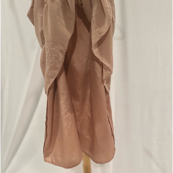 BABY DOLL DRESS TAN SIZE SMALL - Picture 3 of 8